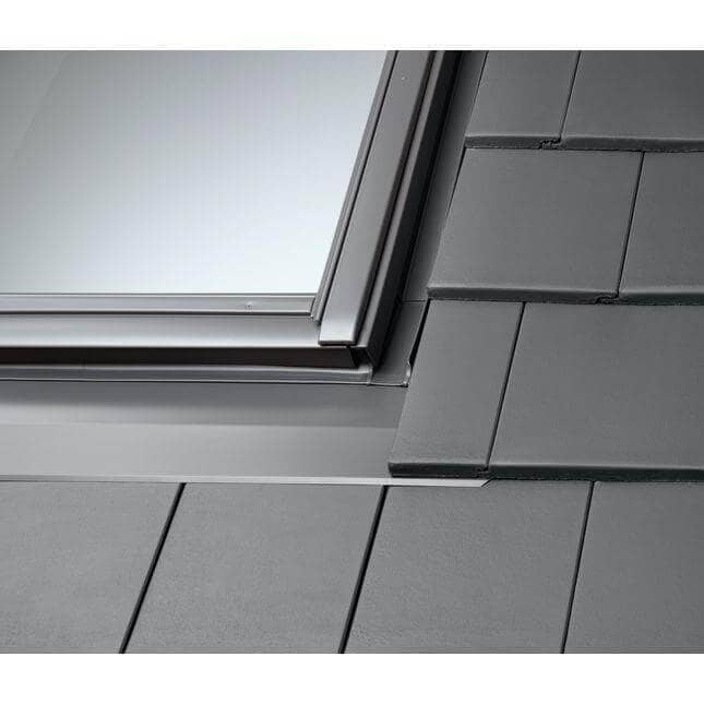 VELUX EDT PRO+ 2000 Flat Tile Flashing between 15mm - 40mm